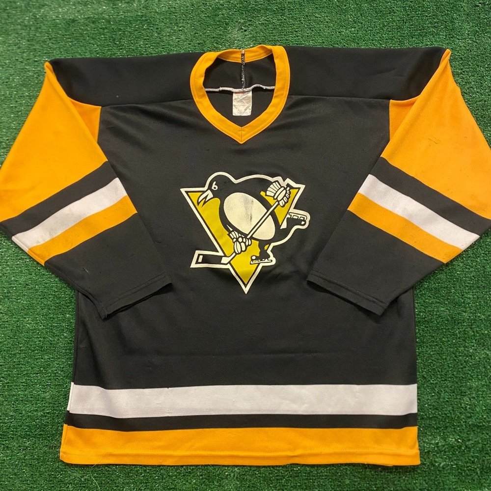 Vintage 80s CCM Pittsburgh Penguins Hockey Jersey NHL Sportswear